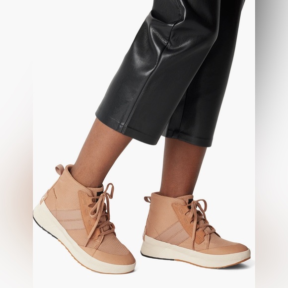 NWOB Sorel Out N About Waterproof Sneaker - Picture 4 of 7